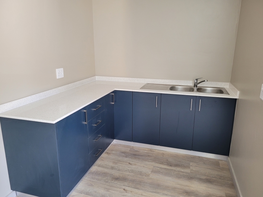 To Let commercial Property for Rent in Killarney Gardens Western Cape